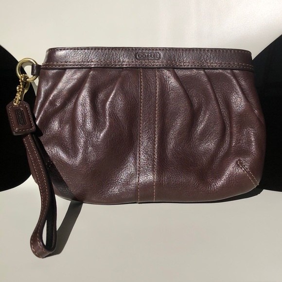 Coach Handbags - Coach Wristlet